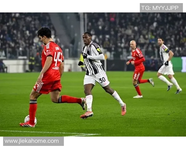 欧冠激战尤文图斯与巴萨握手言和转会传闻再度升温